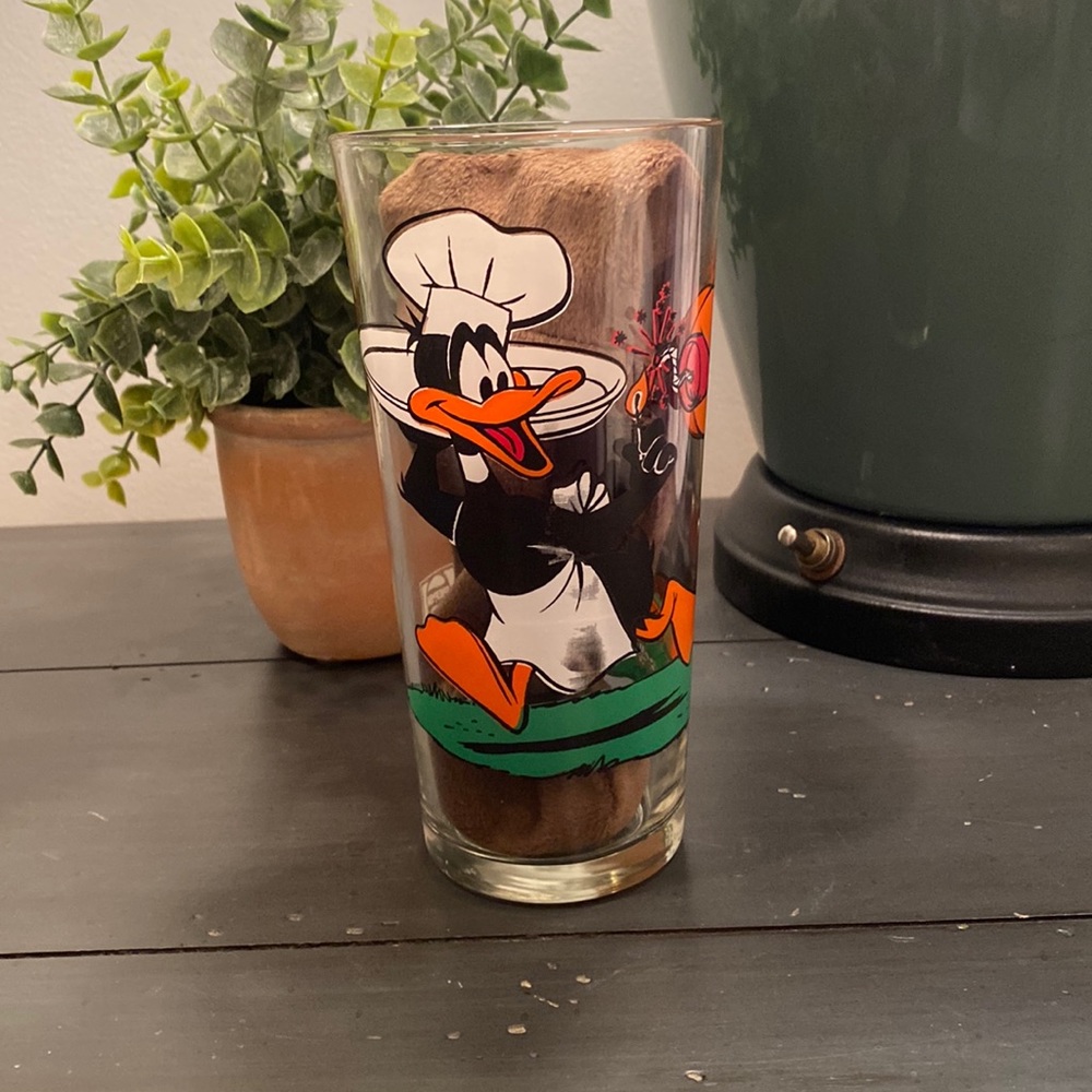 Vintage Pepsi 1976 Daffy Duck & Tasmanian Devil Collectors Cup